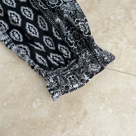 Guess off the shoulder dress - Picture 5 of 10